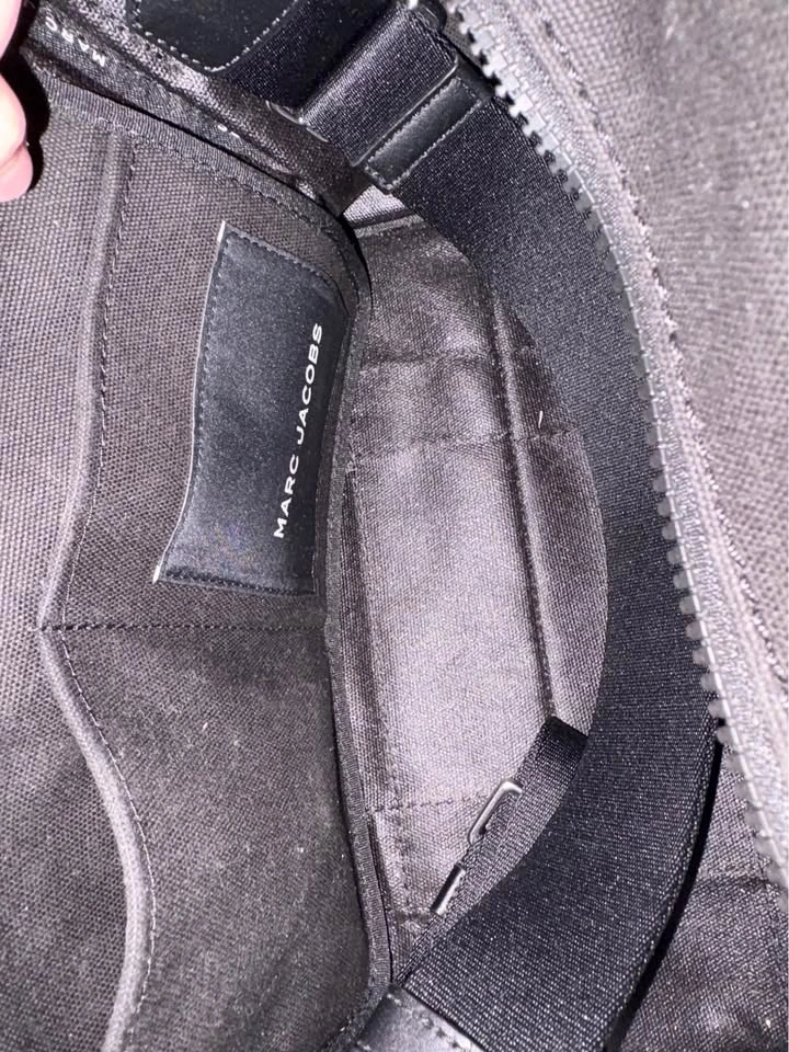 Marc Jacobs Black Tote Bag - photo 4