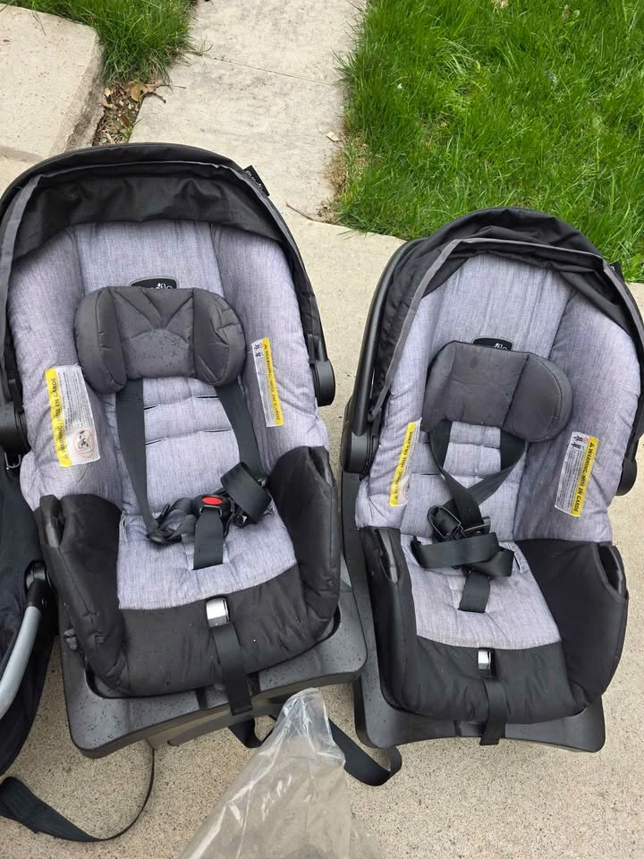 Evenflo Pivot Expand Double Stroller - photo 3
