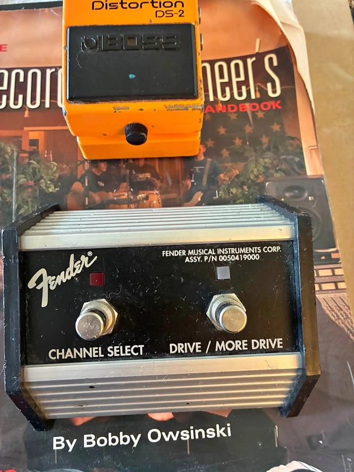 Genuine Fender 2-Button Footswitch for Hot Rod DeVille/Deluxe