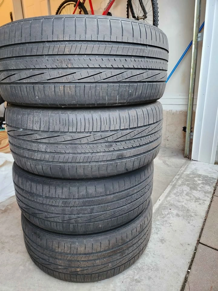 4x Goodyear Eagle RS-A2 Tires 245/45R19 - High Performance All S - photo 2