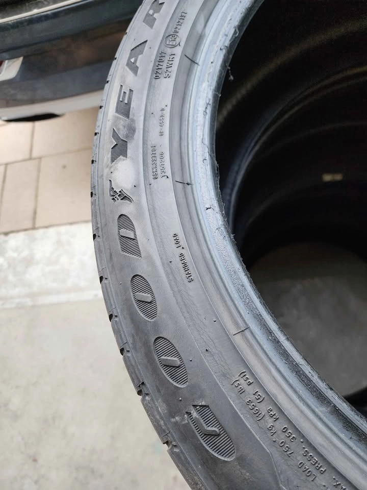 4x Goodyear Eagle RS-A2 Tires 245/45R19 - High Performance All S - photo 3