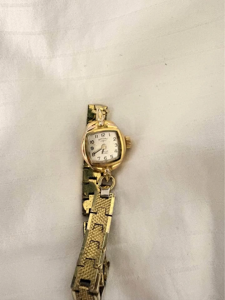 Vintage Rotary Ladies Gold Tone Watch - photo 4