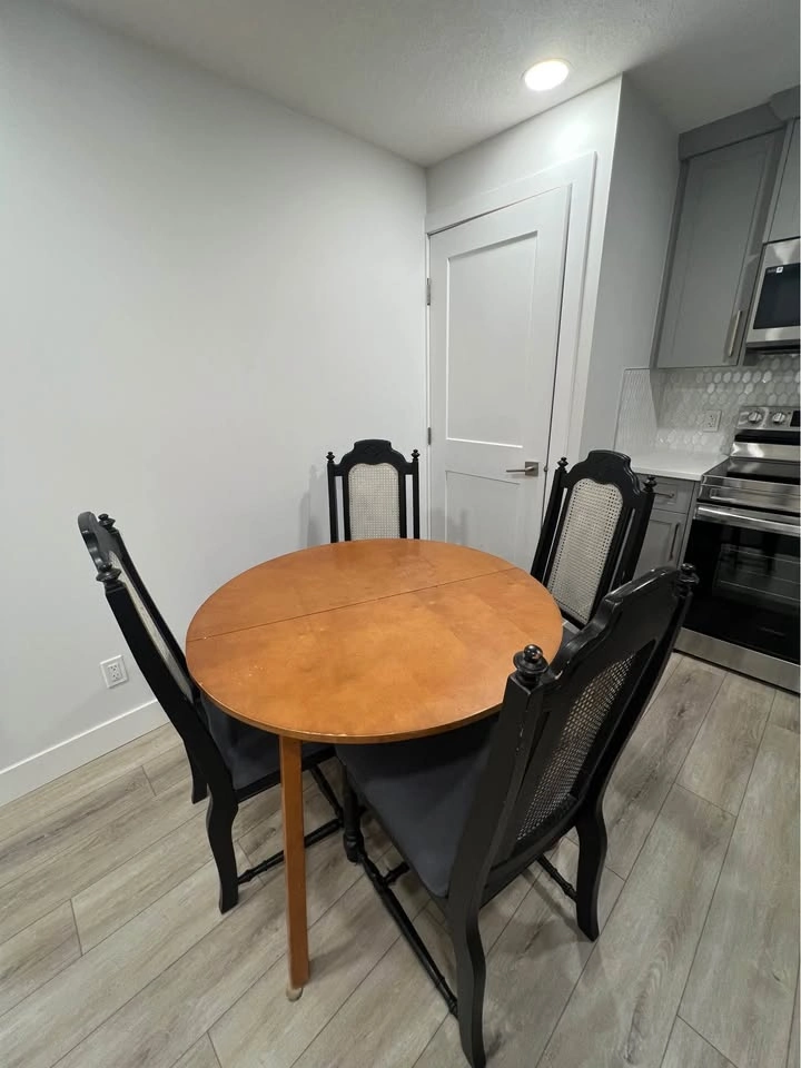 Queen Bed Frame and Dining Table + Chairs - photo 2