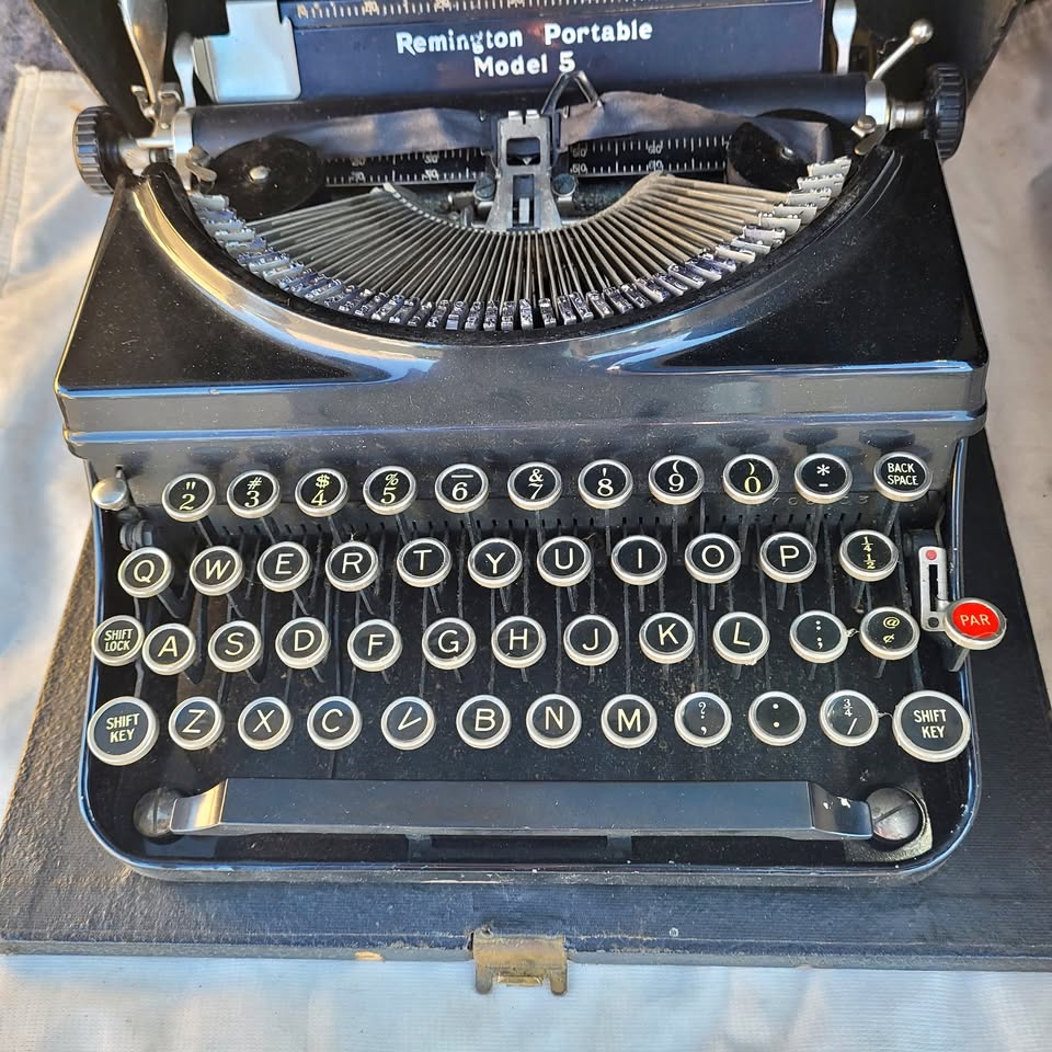 Remington portable Typewriter 1935