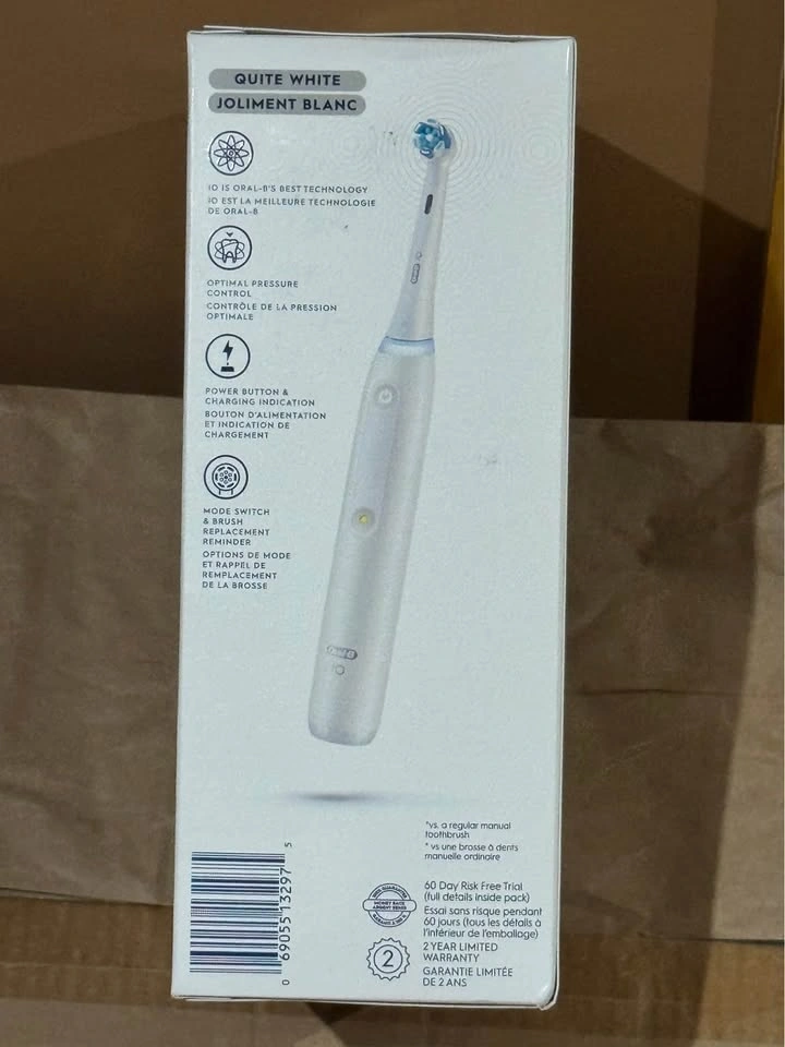 Oral-B iO3 Electric Toothbrush - photo 2
