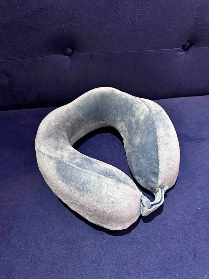 FREE Neck Pillow (NEW)