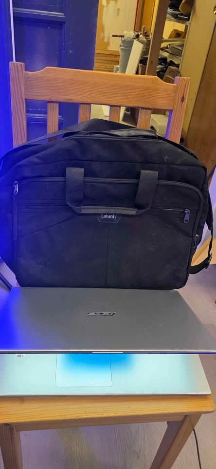 17.3" ASUS VivoBook X712J - i5 / Clean Install / Case Inc - photo 2