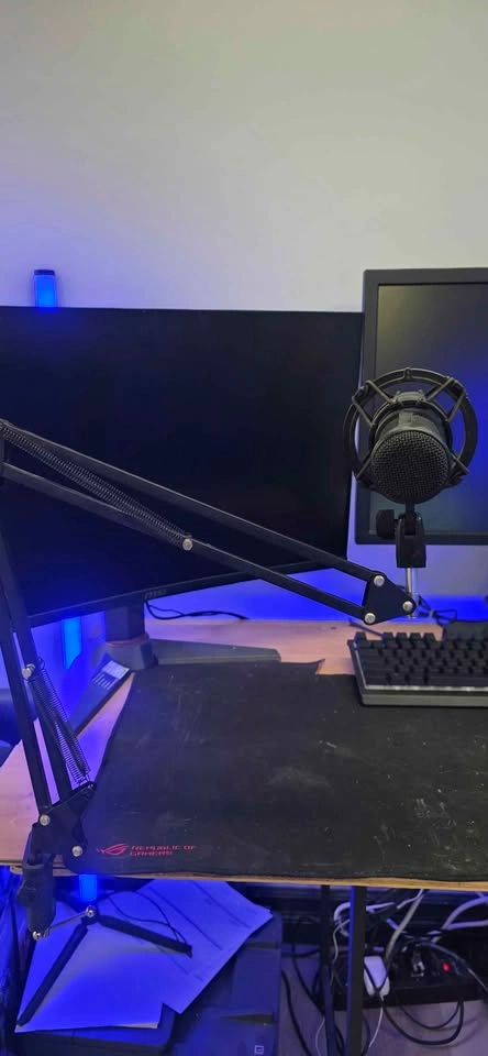 Audio-Technica AT2035 Studio Bundle (Mic + Arm) - photo 4