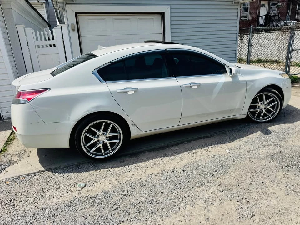 2009 Acura TL 2.5 Sedan 4D - photo 2