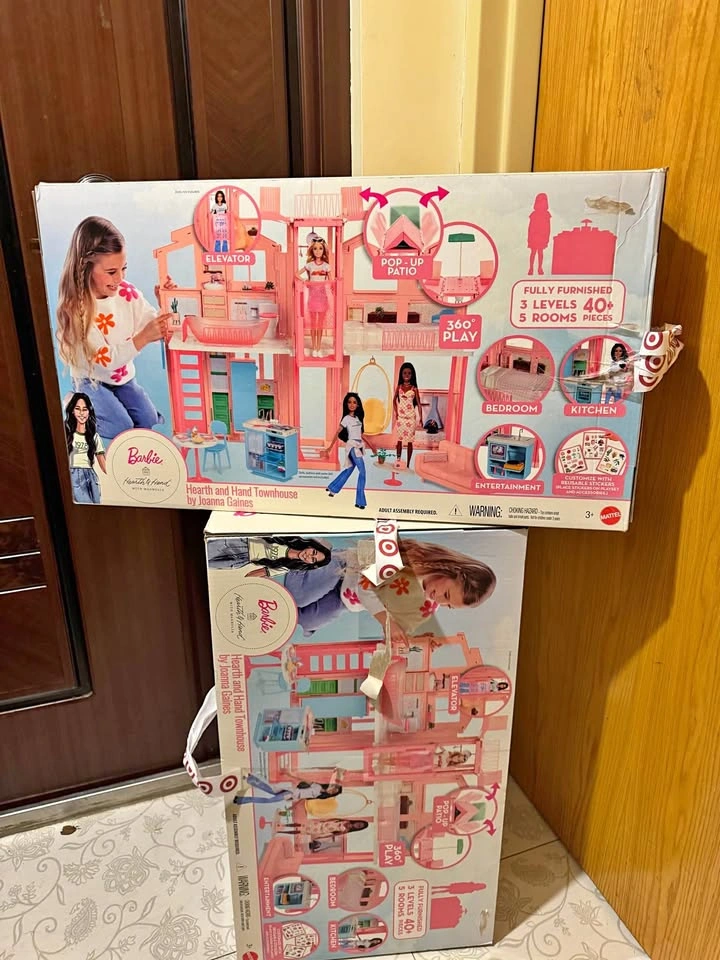 Barbie Heart & Hand townhouse