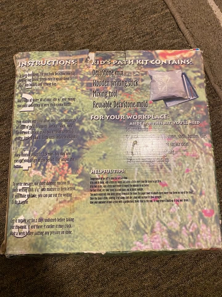 Vintage Garden Deco Kit – Brand New Sealed DIY Stepping Stone Ki - photo 2
