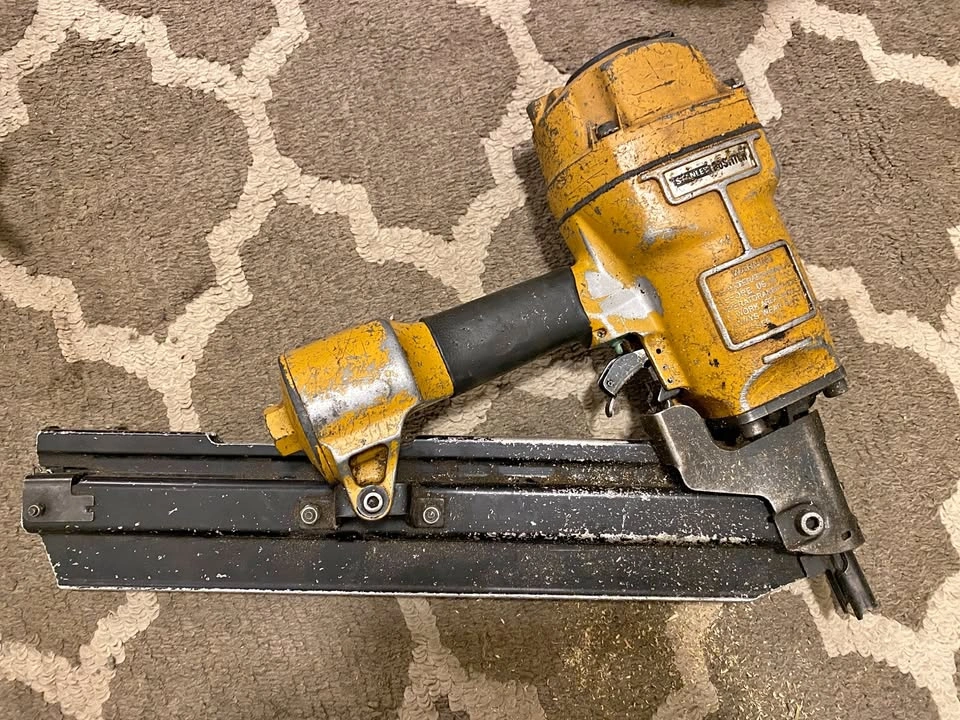 Stanley Bostitch Pneumatic Framing Nailer