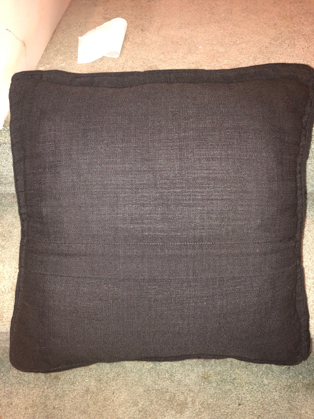 Flower knit pillow - photo 2