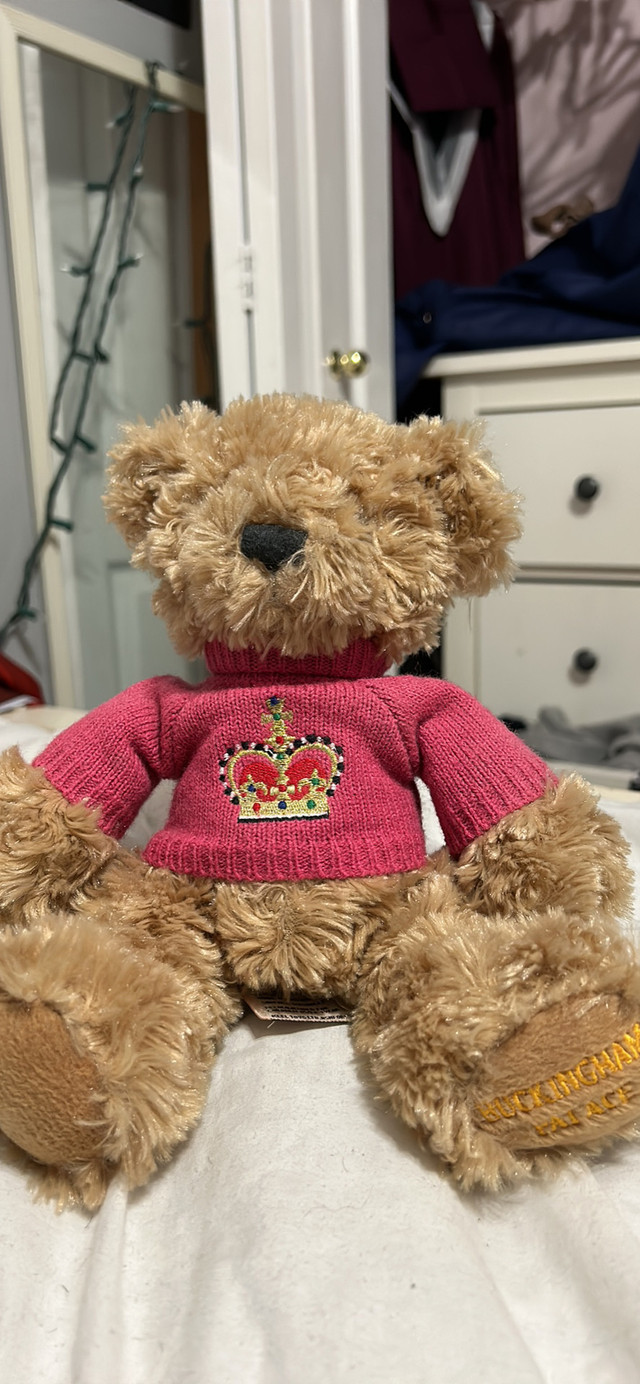 Buckingham Palace teddy bear