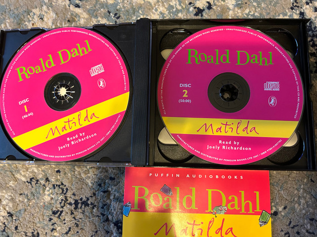 Roald Dahl Matilda CD audiobook - photo 2