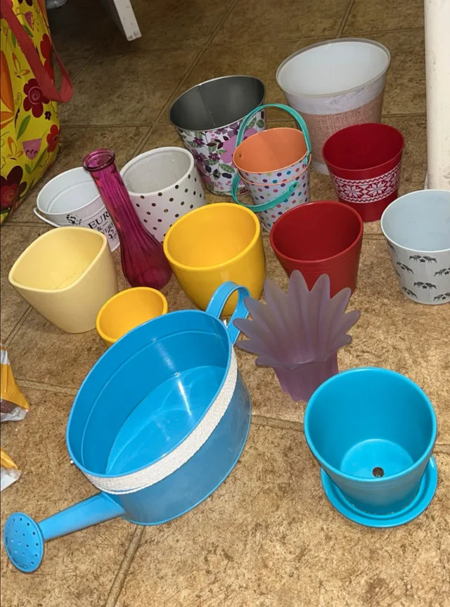 Plant pots and vases