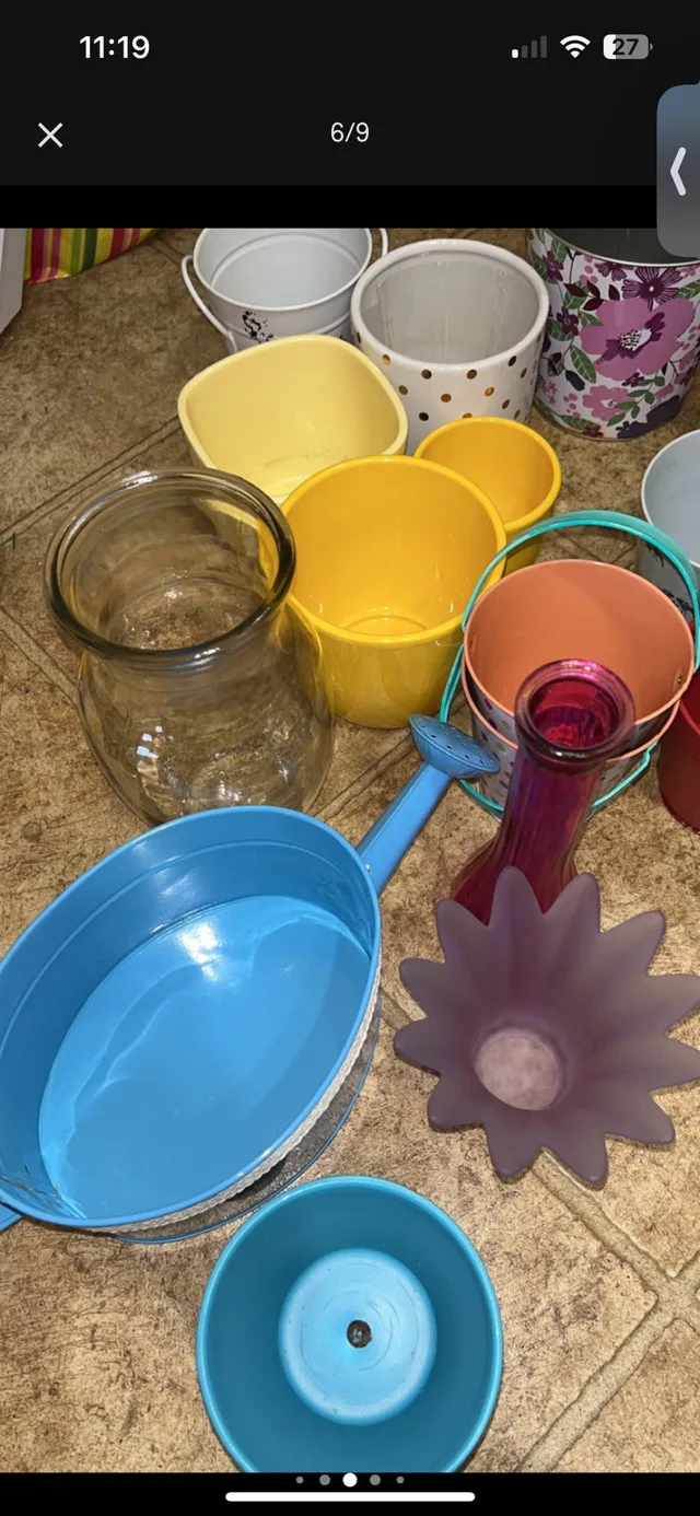 Plant pots and vases image indicator(5)