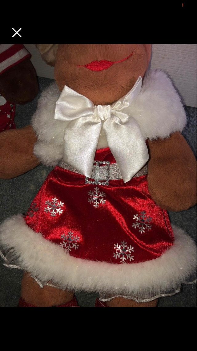 Holly and Hal moose build a bear - photo 2