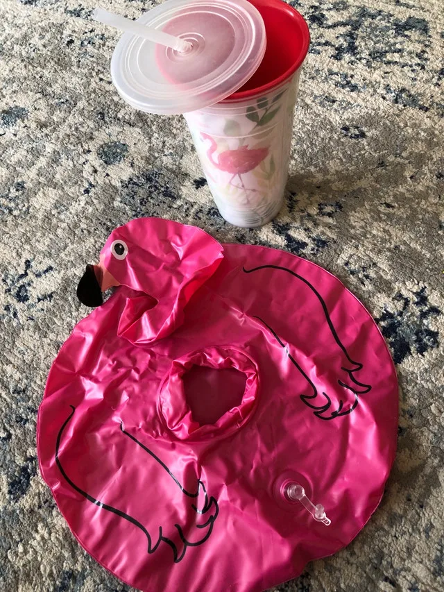 Inflatable cup holder set