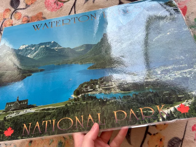 Waterton lakes table placemat image indicator(3)