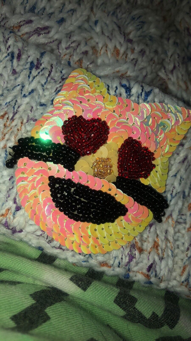 Pom Pom cat winter toque knit hat - photo 3