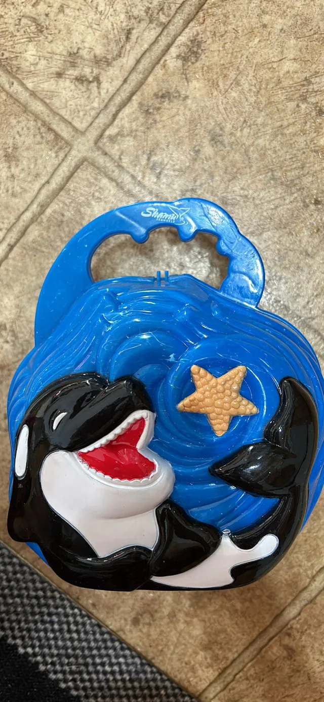 Shamu SeaWorld lunchbox