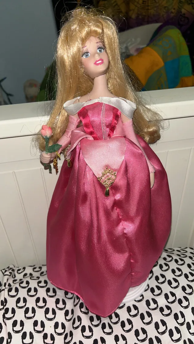 Disney sleeping, beauty, porcelain doll