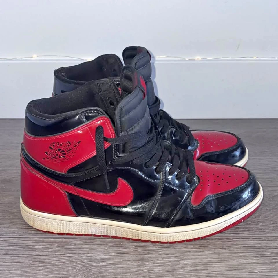 Air Jordan 1 Retro High OG Patent Bred