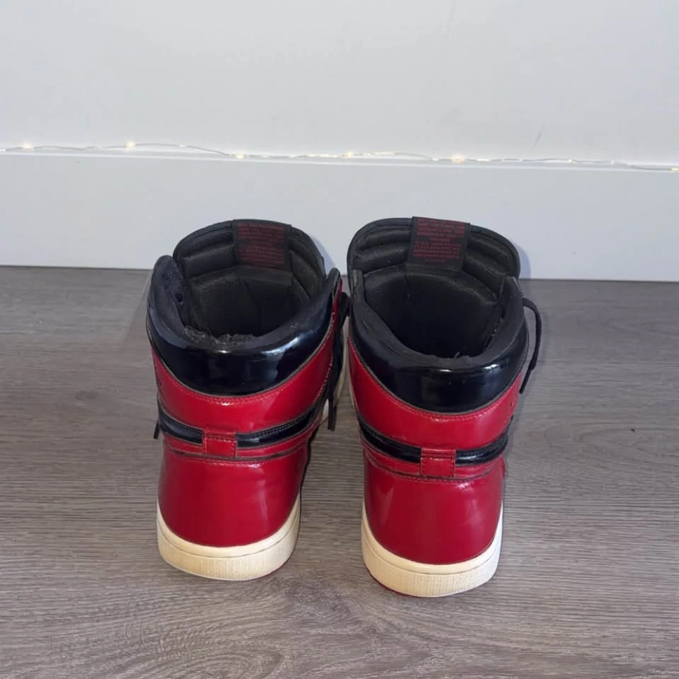 Air Jordan 1 Retro High OG Patent Bred - photo 4