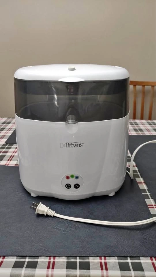 Baby Bottle Sterilizer (Dr. Brown’s)