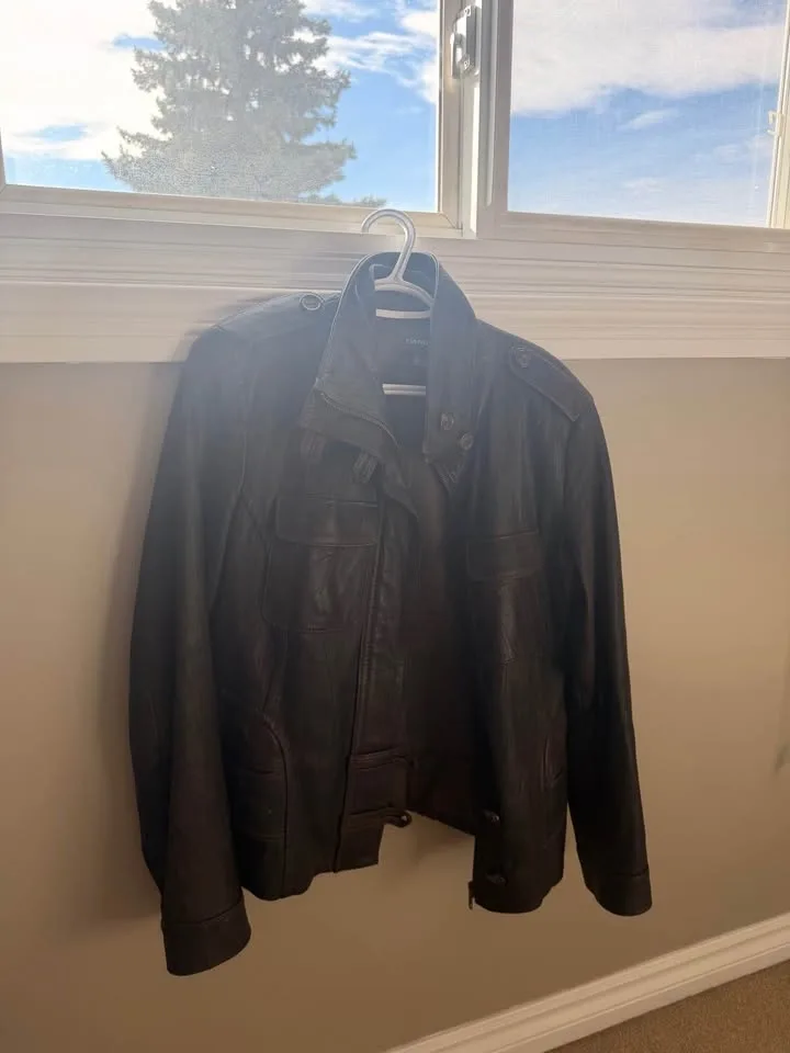 Danier Genuine Leather Jacket - photo 2