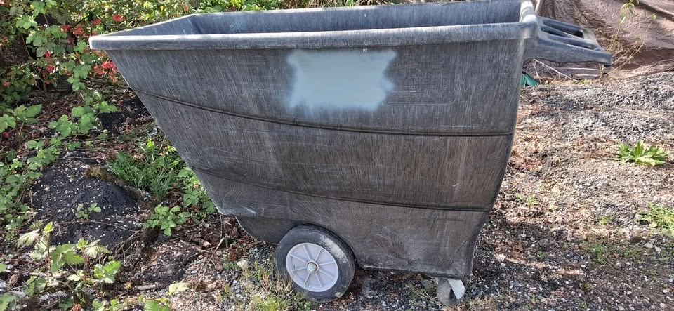 Rubbermaid Commercial Polyethylene Box Cart - photo 3