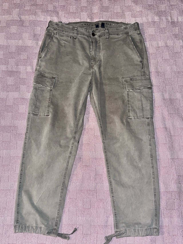 American Eagle Grey Cargo Pants Size 36x30