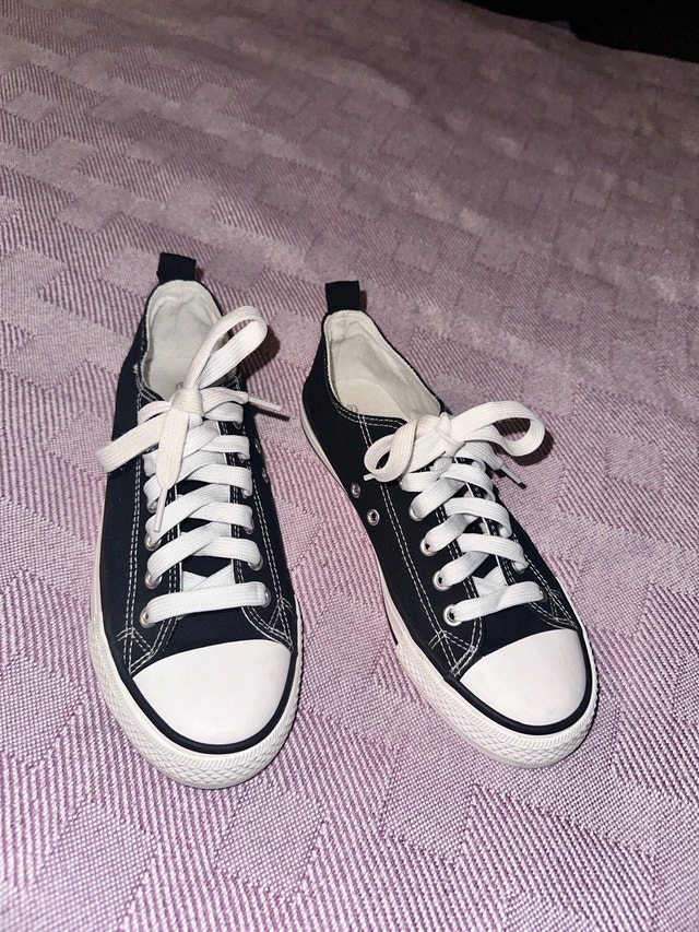 my style black sneakers size 7