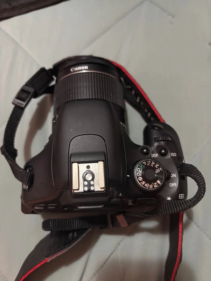 Canon EOS Rebel T3i - photo 2