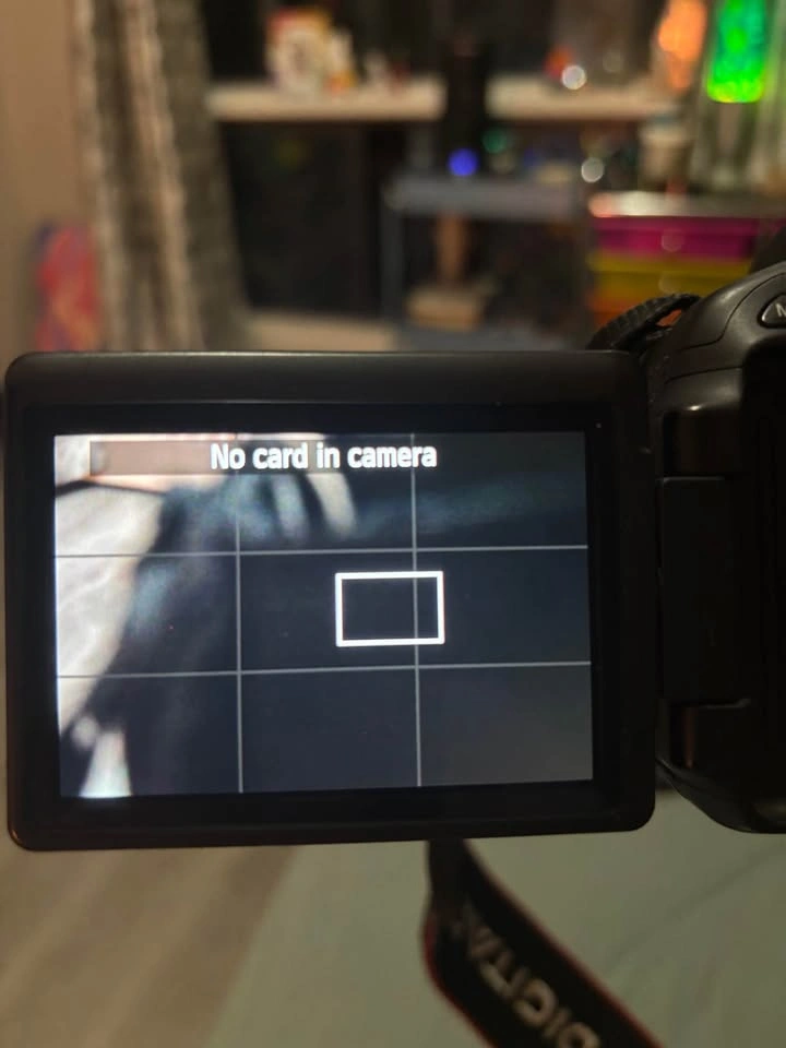 Canon EOS Rebel T3i - photo 4