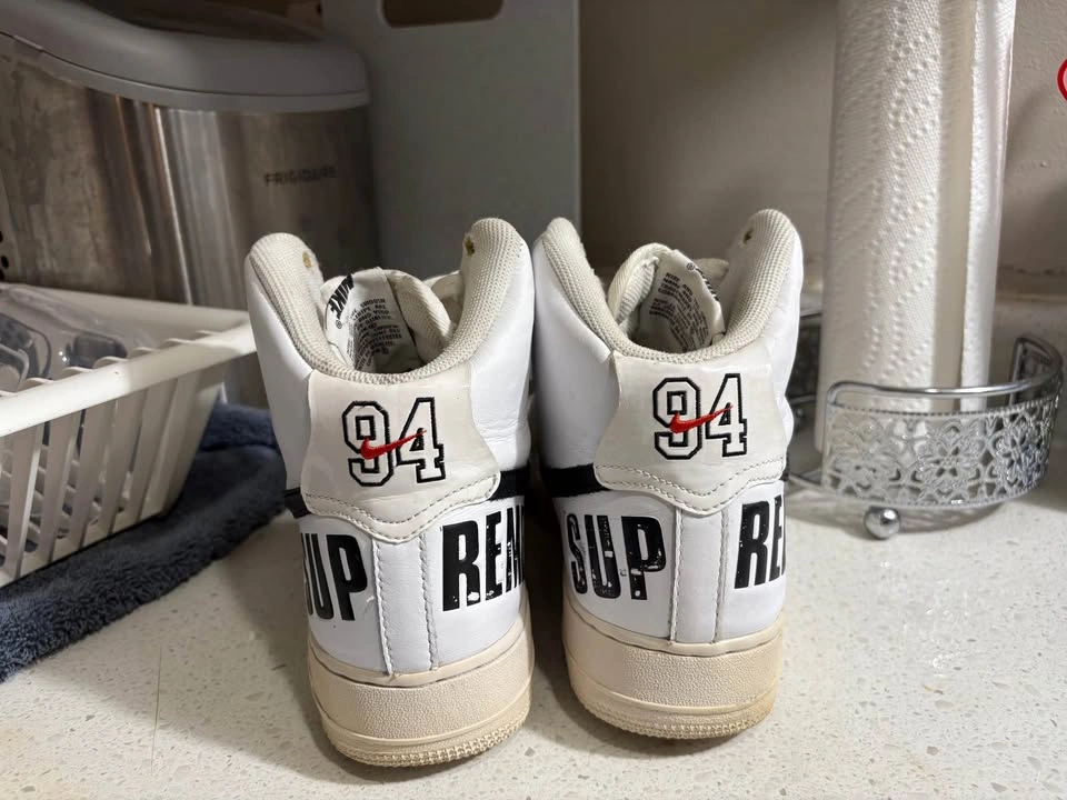 Supreme x Nike Air Force 1 High Size 9 - photo 4