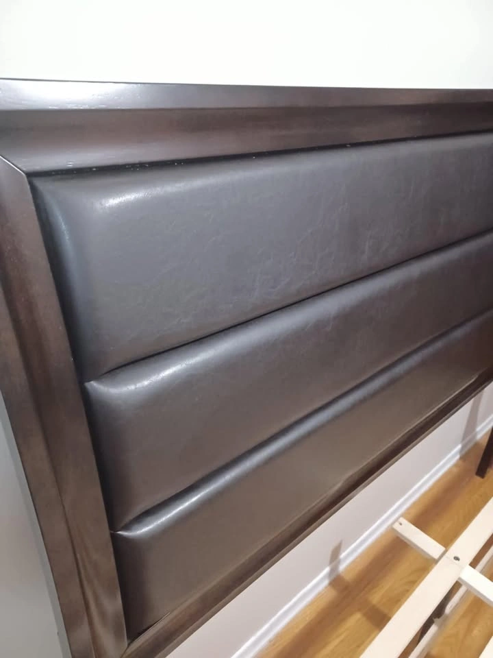 Queen Bedframe with 2 Storage Drawers - photo 2