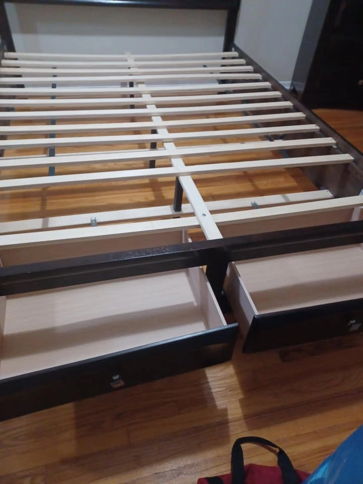 Queen Bedframe with 2 Storage Drawers - photo 3