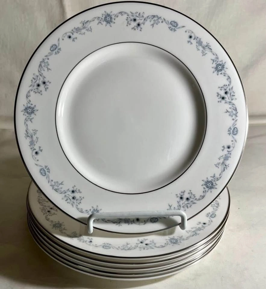Royal Doulton "Angelique" Dinner Plates w/ Blue Flowers 10 5/8” - photo 2
