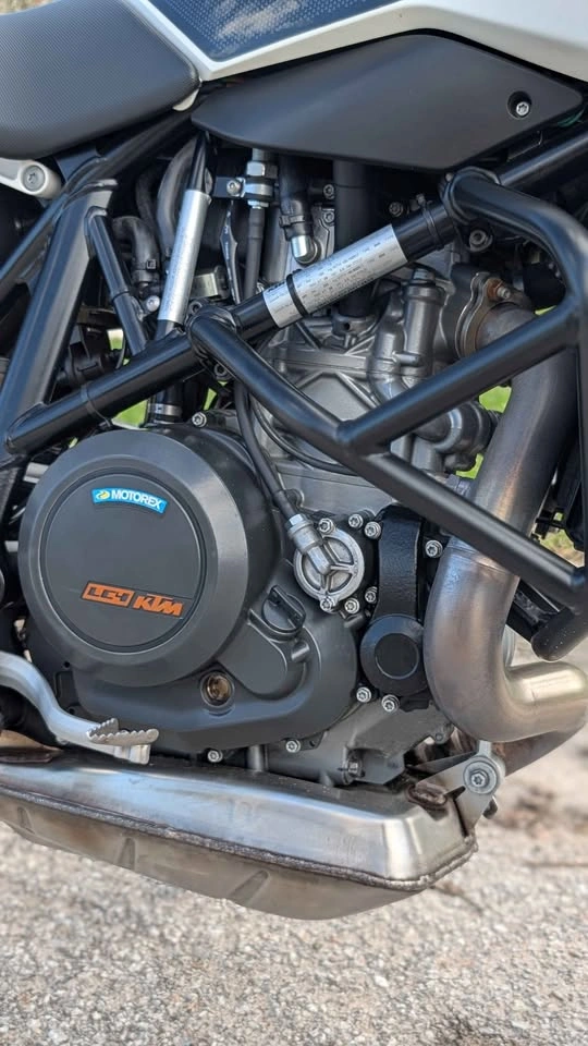 2018 KTM 690 Duke - photo 5