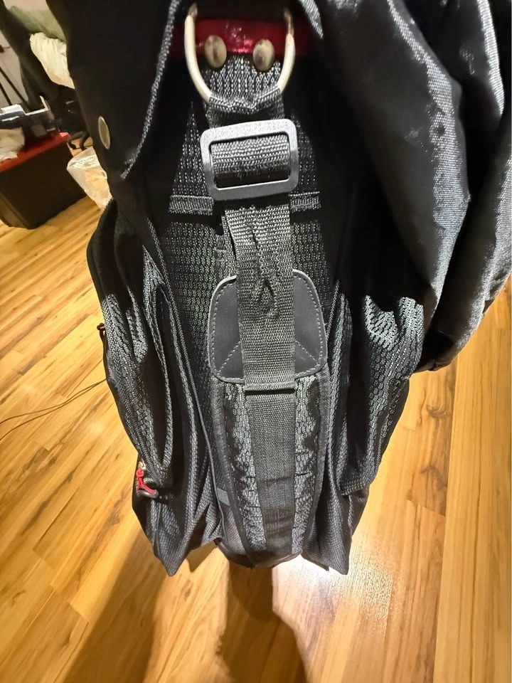 Axlo Golf Bag – Great Condition - photo 5