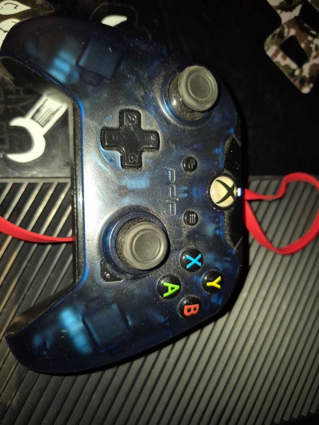 Xbox One - photo 3