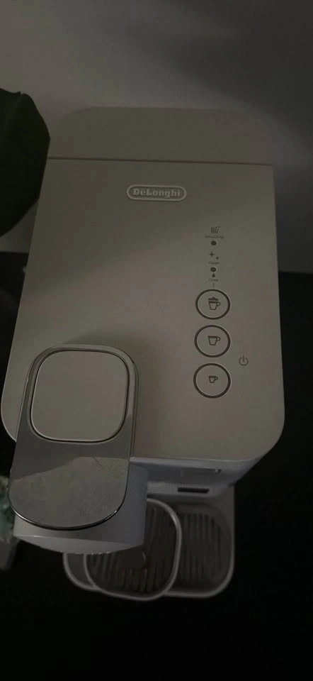 Nespresso coffee machine - photo 2