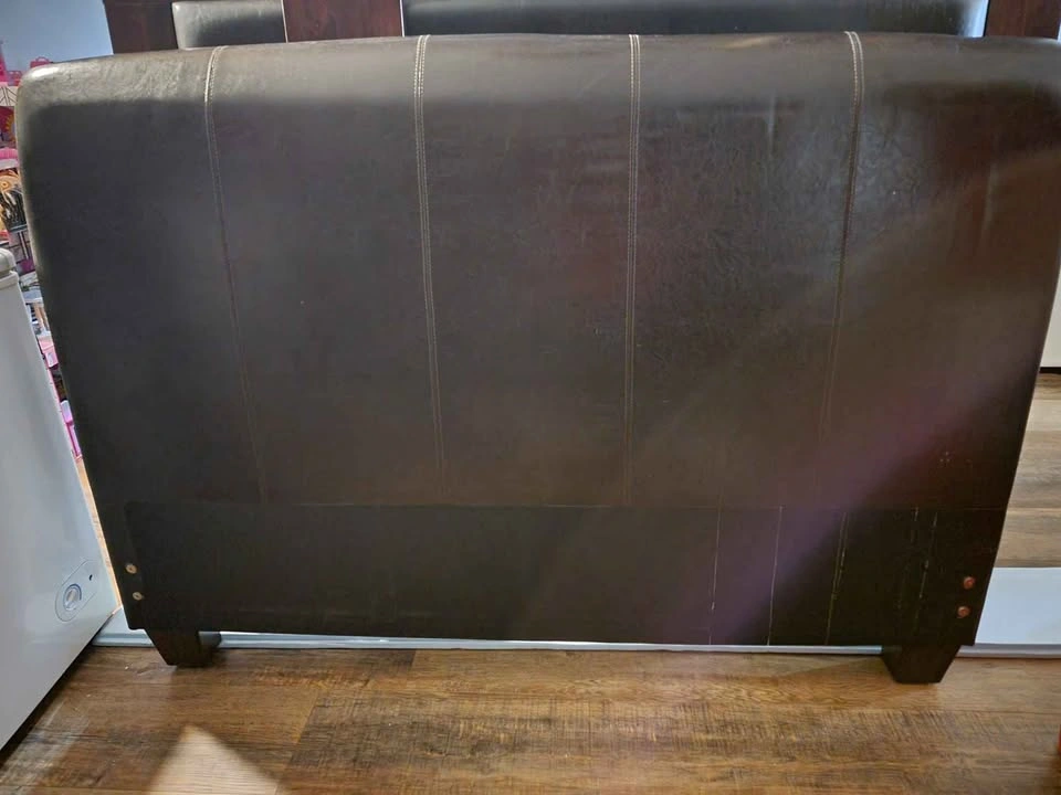 Queen Size Sleigh Bed - Dark Brown Faux Leather - photo 3