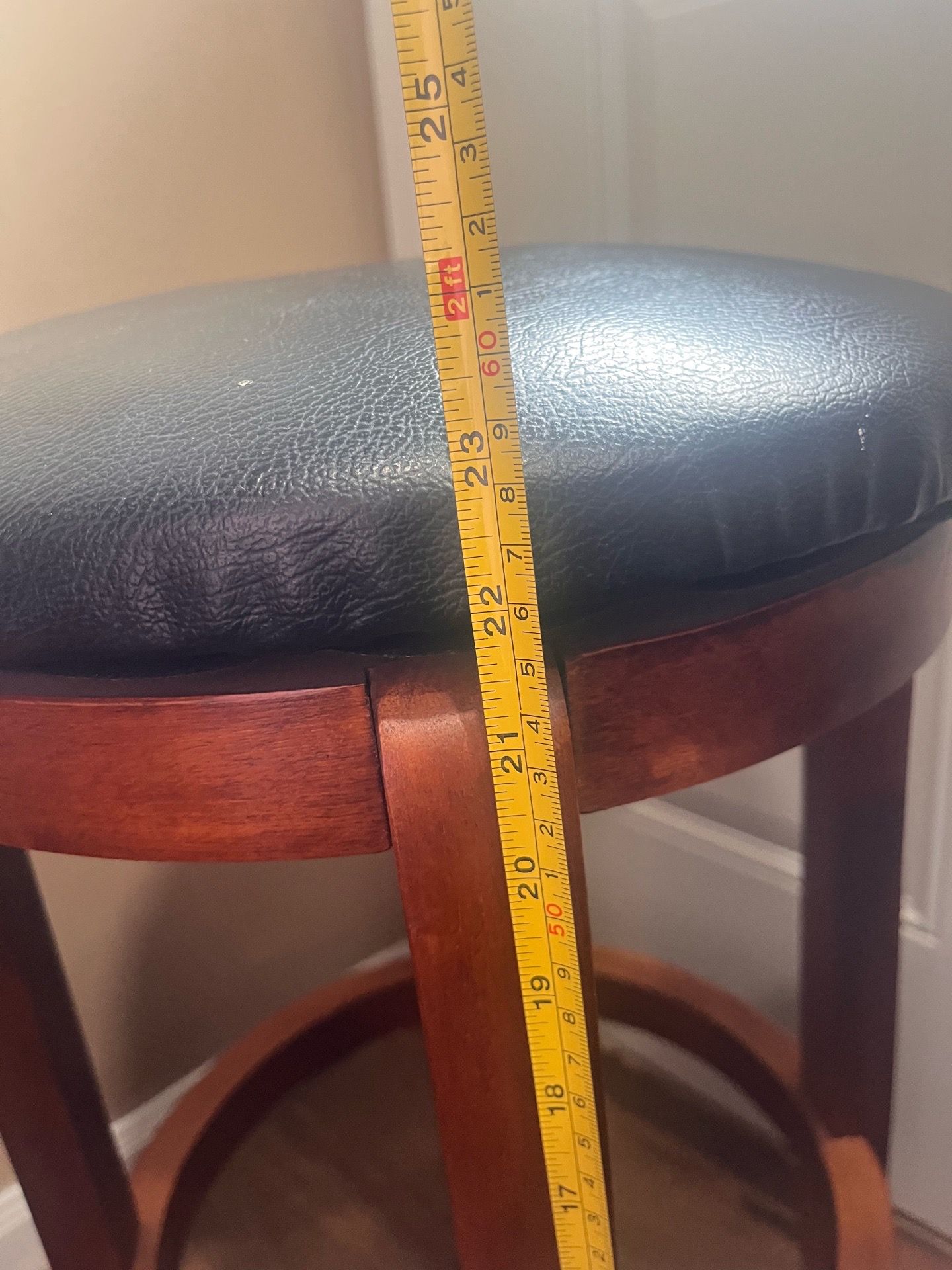 3 Stools - photo 3