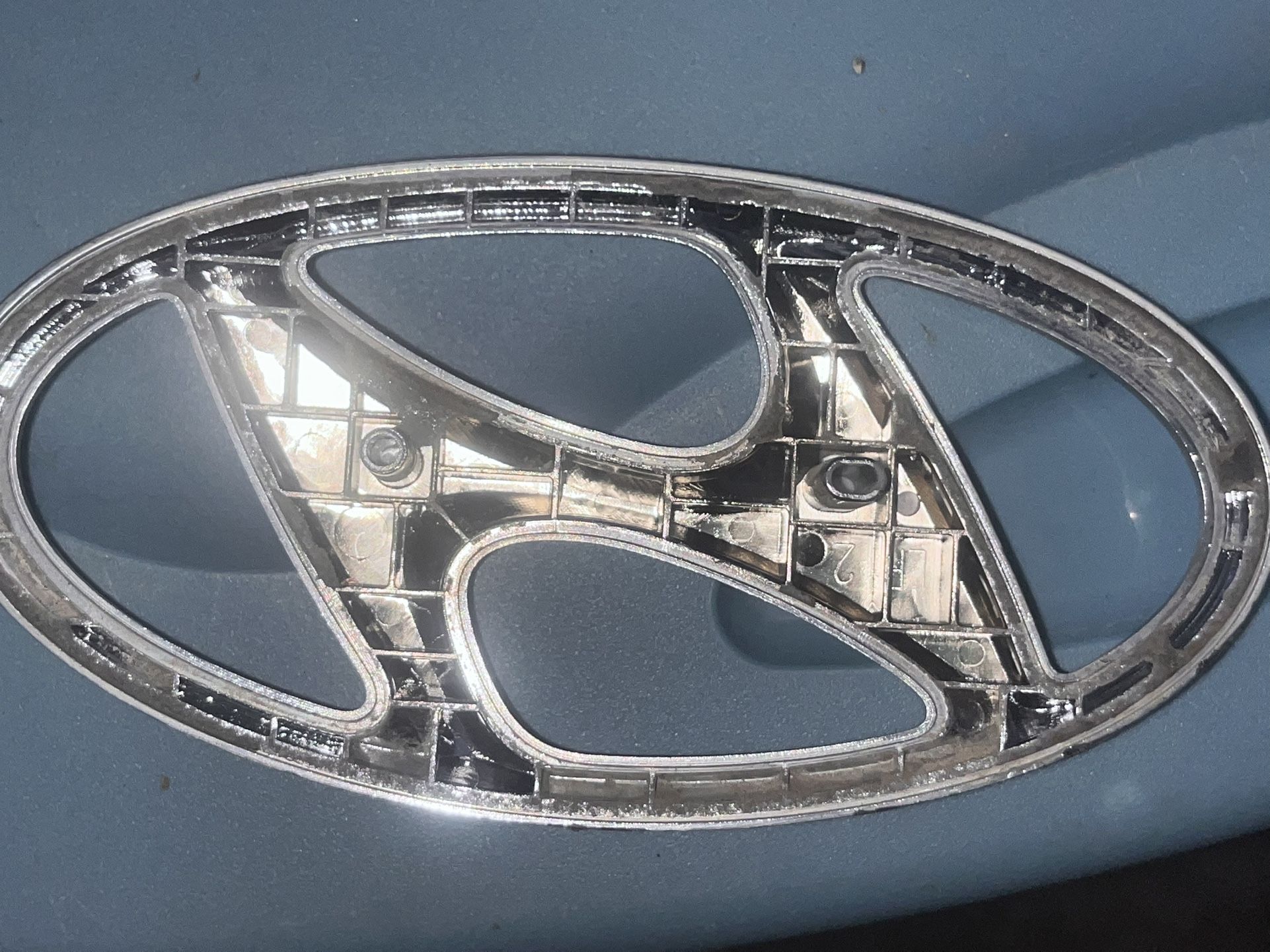 2015-2017 Hyundai Sonata Sport Chrome Rear Trunk Emblem - photo 4