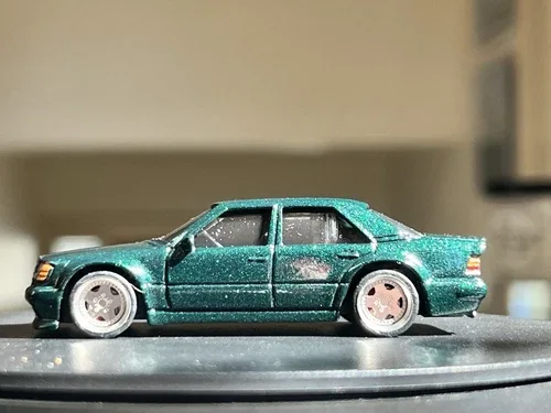 Hot Wheels Custom Mercedes 500E With AMG’s - photo 4