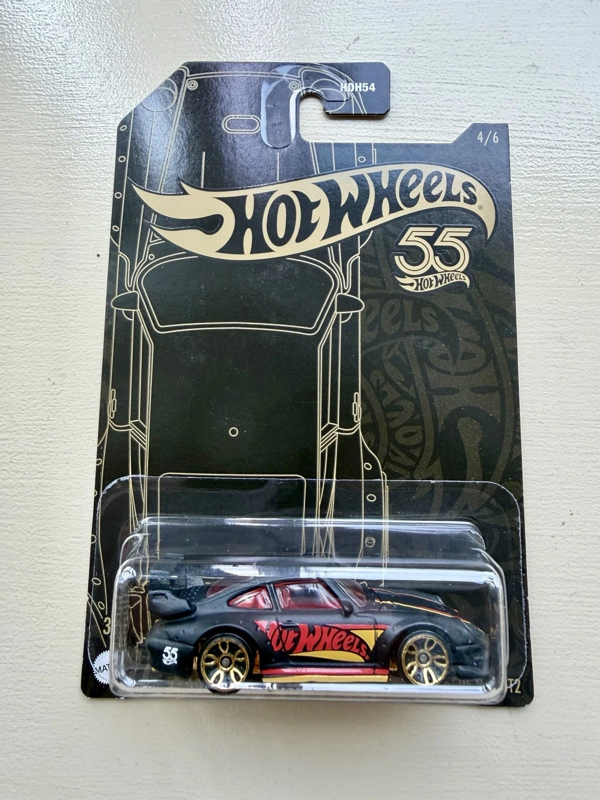 Qty x12 Hot Wheels 55th Anniversary Porsche 993 GT2 - photo 2