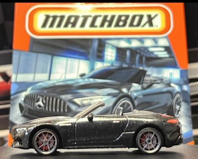 CUSTOM Mercedes-AMG SL 63 Matchbox - photo 2